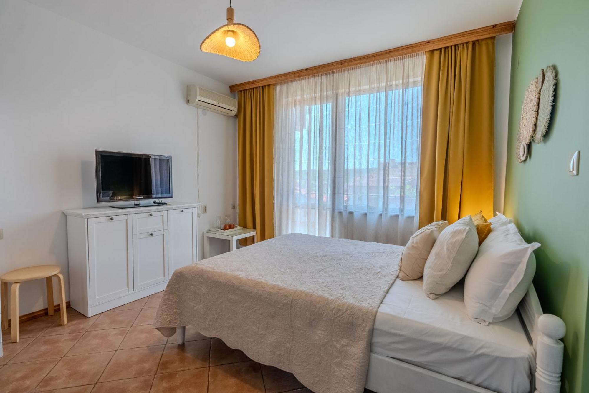 Kalina Guest Rooms Созополь Екстер'єр фото